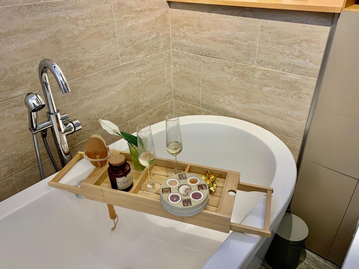 Viktory Apartamento Braşov Exterior foto