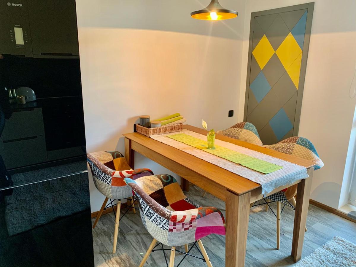 Viktory Apartamento Braşov Exterior foto